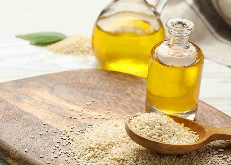 تصویر 1 از روغن کنجد اردکان یزد تهیه شده از کنجد مرغوب